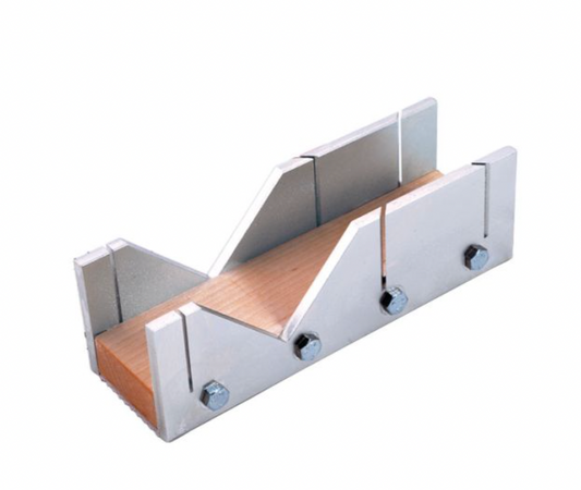 Carpet Layer's Miter Box